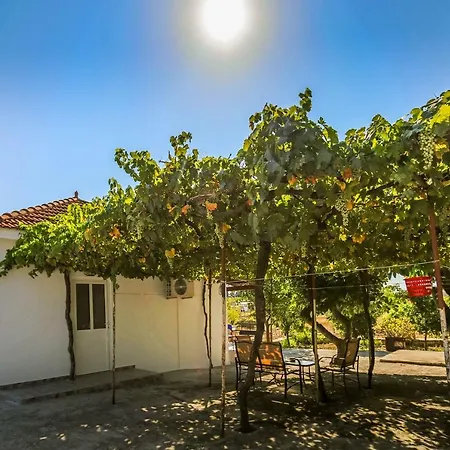 Aggerikos Relax House 펜션 Áyios Kírikos