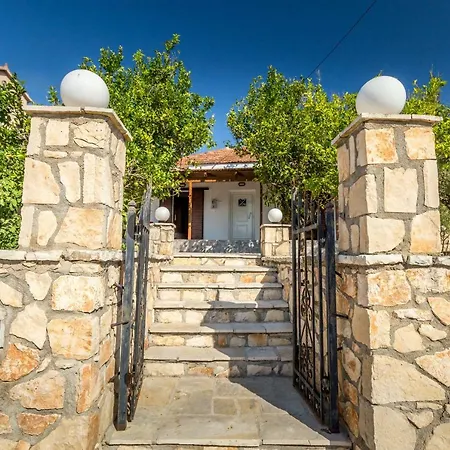 펜션 Aggerikos Relax House Áyios Kírikos